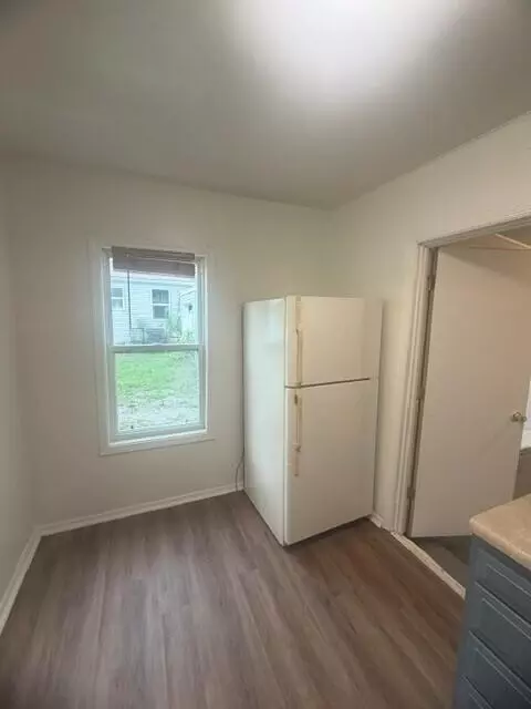 Kitchen - 600-602 Clinkscales Rd, Columbia, MO 65203 photo 2 of 4