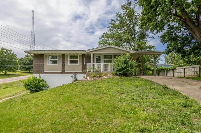1301 Dawn Ridge Rd, Columbia, MO 65202