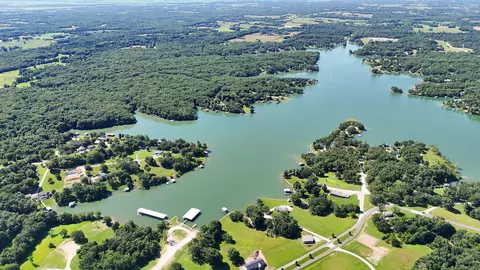 Mohawk Dr, Keytesville, MO 65261 photo 21
