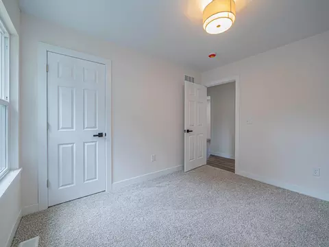 Bedroom - 823 Myra St, Moberly, MO 65270 photo 4 of 6