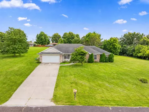 13465 Rosedown Ct, Boonville, MO 65233