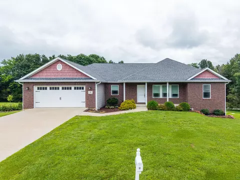 50 Sterling Brock Dr, Harrisburg, MO 65256