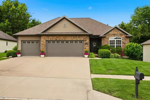 4514 Weybridge Dr, Columbia, MO 65203