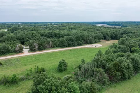 16 Halyon Ests, Perry, MO 63462 photo 2