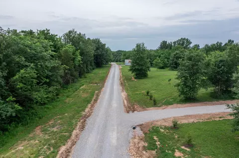 21 Halyon Ests, Perry, MO 63462 photo 11