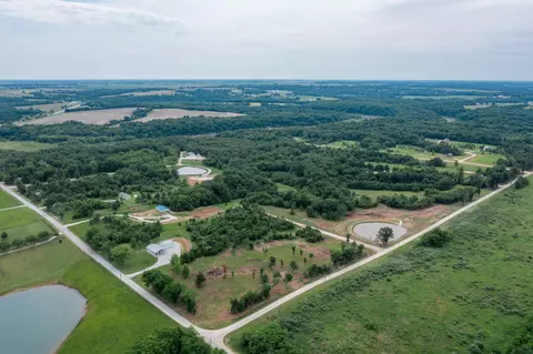 21 Halyon Ests, Perry, MO 63462 photo 13