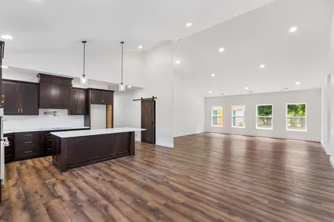Living - 39016 Missouri 41, Nelson, MO 65347 photo 1 of 5