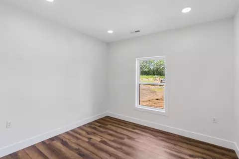 Bedroom - 39016 Missouri 41, Nelson, MO 65347 photo 1 of 13
