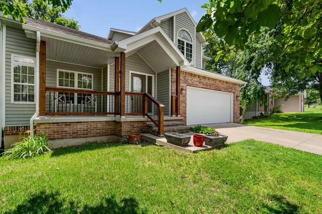1902 Mary Ellen Dr, Columbia, MO 65202