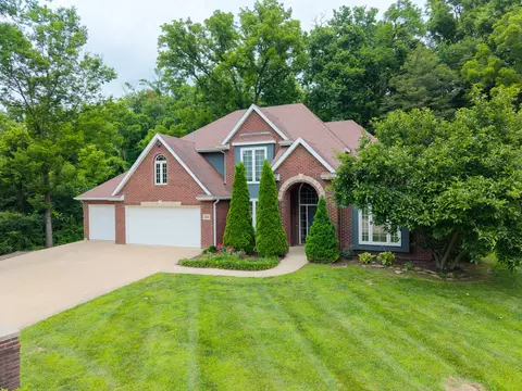 1333 Grace Ln, Boonville, MO 65233
