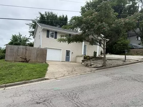 1503 Edmonds St, Jefferson City, MO 65109