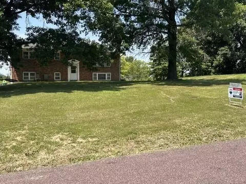 8101 N Wade School Rd, Columbia, MO 65202
