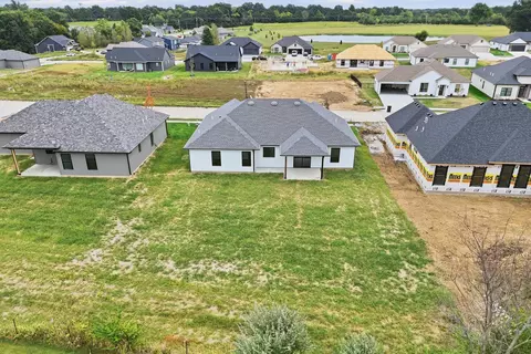 View/Area - 6012 Kestrel Lp Lp, Columbia, MO 65202 photo 3 of 7