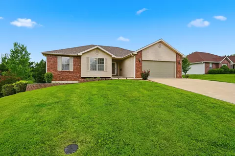 5701 Kelsey Dr, Columbia, MO 65202