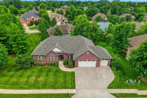 1606 Brookfield Mnr, Columbia, MO 65203