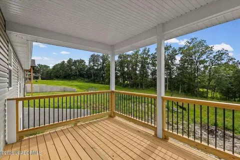 782 Vine Dr, Holts Summit, MO 65043 photo 6