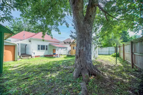 528 Farror St, Moberly, MO 65270 photo 13