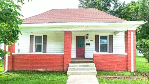 528 Farror St, Moberly, MO 65270 photo 1