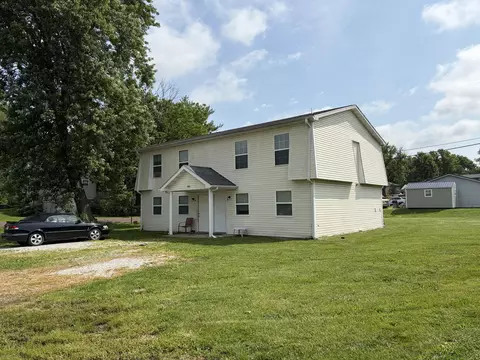 7404 N Svena Dr, Columbia, MO 65202