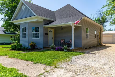 1016 E Jackson St, Mexico, MO 65265 photo 1