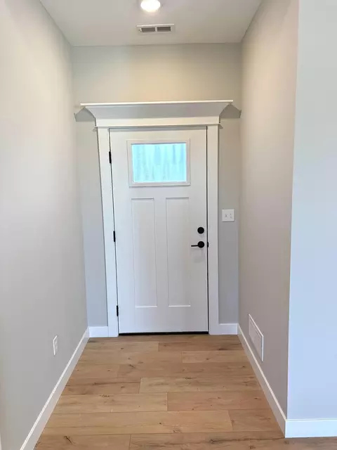 930 Stacy Dr, Ashland, MO 65010 photo 2