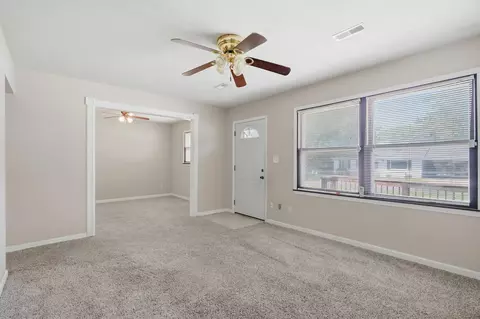 Living - 6204 E Sharon Ln, Columbia, MO 65202 photo 2 of 4
