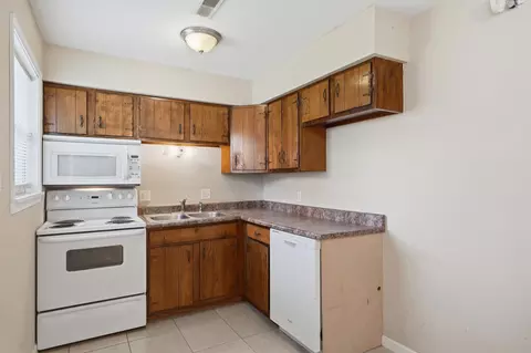 Kitchen - 6204 E Sharon Ln, Columbia, MO 65202 photo 1 of 2