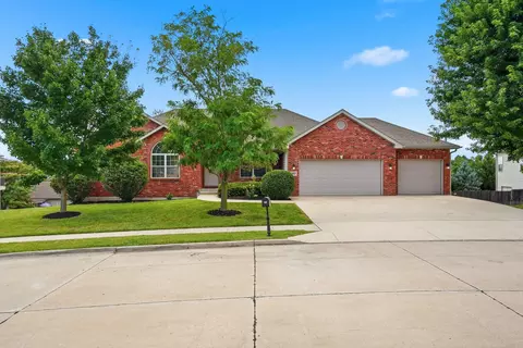 403 Tatlow Dr, Columbia, MO 65203