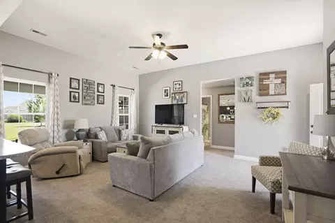 922 Windset Ct, Centralia, MO 65240 photo 16