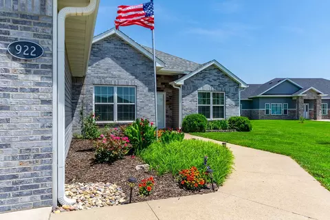 922 Windset Ct, Centralia, MO 65240 photo 4