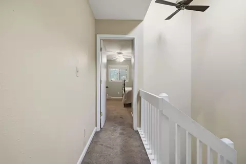 Entry Way - 461 Foxfire Dr, Columbia, MO 65201 photo 7 of 9