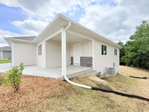 4522 E Brookhill Dr, Columbia, MO 65202 photo 3