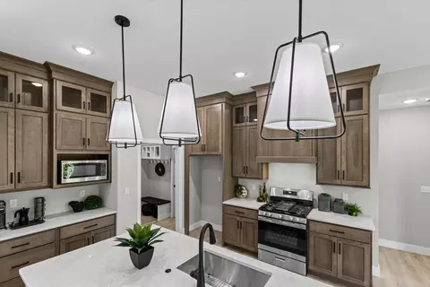 Kitchen - 6020 Kestrel Lp Lp, Columbia, MO 65202 photo 1 of 5