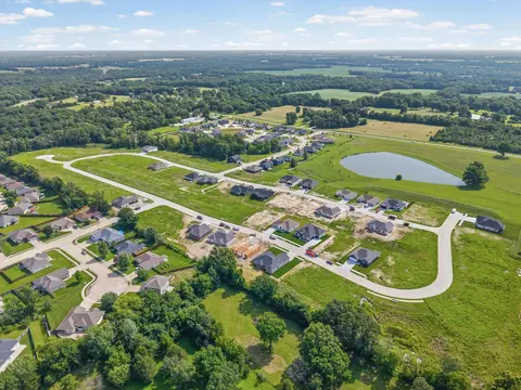 View/Area - 6020 Kestrel Lp Lp, Columbia, MO 65202 photo 3 of 4