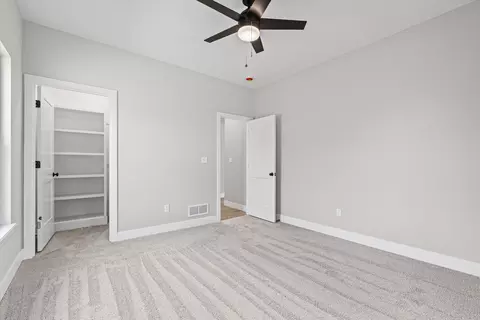 Bedroom - 6020 Kestrel Lp Lp, Columbia, MO 65202 photo 4 of 5