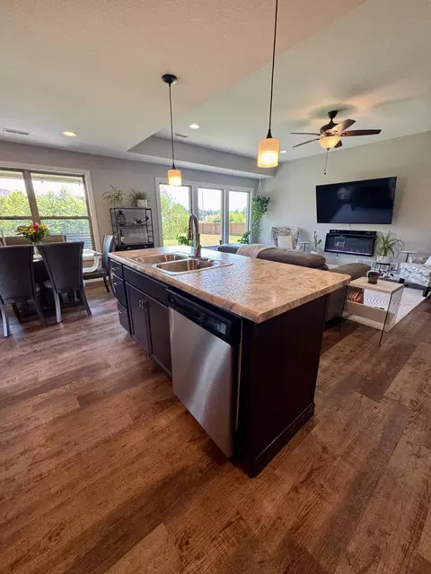 Kitchen - 4850 E Liberty Ln, Ashland, MO 65010 photo 3 of 6