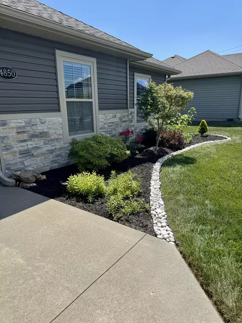 Exterior - 4850 E Liberty Ln, Ashland, MO 65010 photo 3 of 18