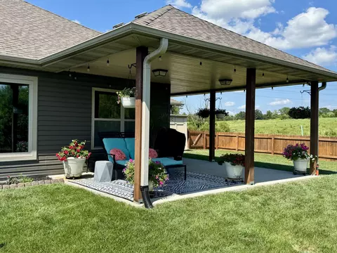 Exterior - 4850 E Liberty Ln, Ashland, MO 65010 photo 6 of 18