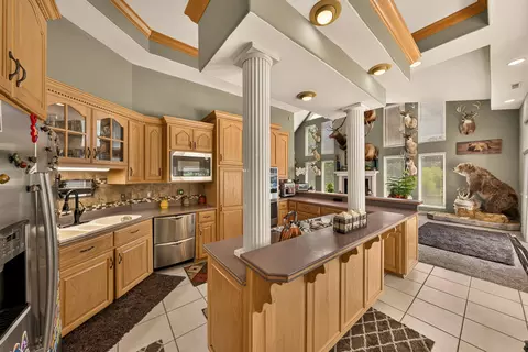 Kitchen - 2805 State Road Aa, Holts Summit, MO 65043 photo 1 of 6