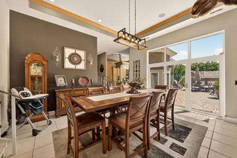Dining - 2805 State Road Aa, Holts Summit, MO 65043 photo 3 of 8