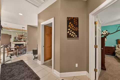 Entry Way - 2805 State Road Aa, Holts Summit, MO 65043 photo 8 of 8