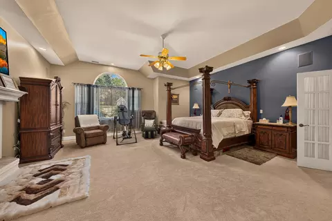 Bedroom - 2805 State Road Aa, Holts Summit, MO 65043 photo 1 of 10