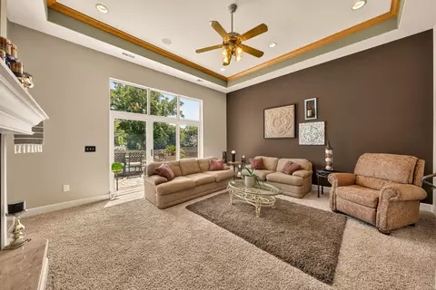 Living - 2805 State Road Aa, Holts Summit, MO 65043 photo 4 of 7