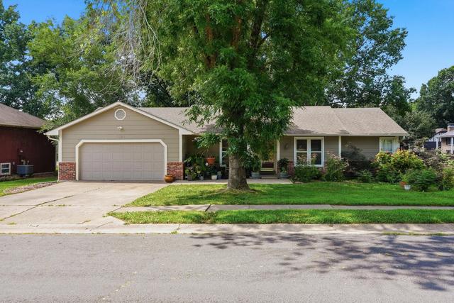 1324 Weaver Dr, Columbia, MO 65203