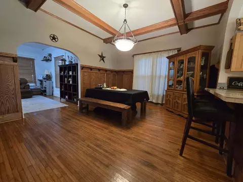 Dining - 416 S Collier St, Centralia, MO 65240 photo 1 of 1