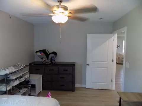 Bedroom - 534 Barrow St, Moberly, MO 65270 photo 2 of 6
