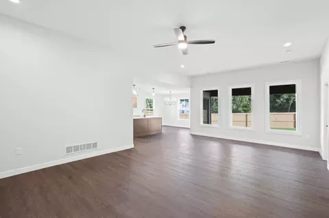 Living - 1874 County Road 358, Fulton, MO 65251 photo 2 of 3