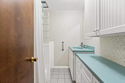 Bath - 2709 Pine Dr, Columbia, MO 65202 photo 2 of 2