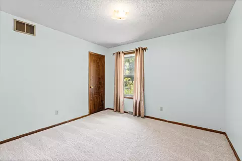 Bedroom - 2709 Pine Dr, Columbia, MO 65202 photo 1 of 5