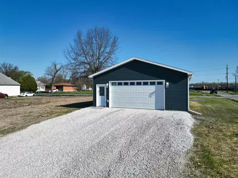 Exterior - 1000 Henry St, Moberly, MO 65270 photo 1 of 1
